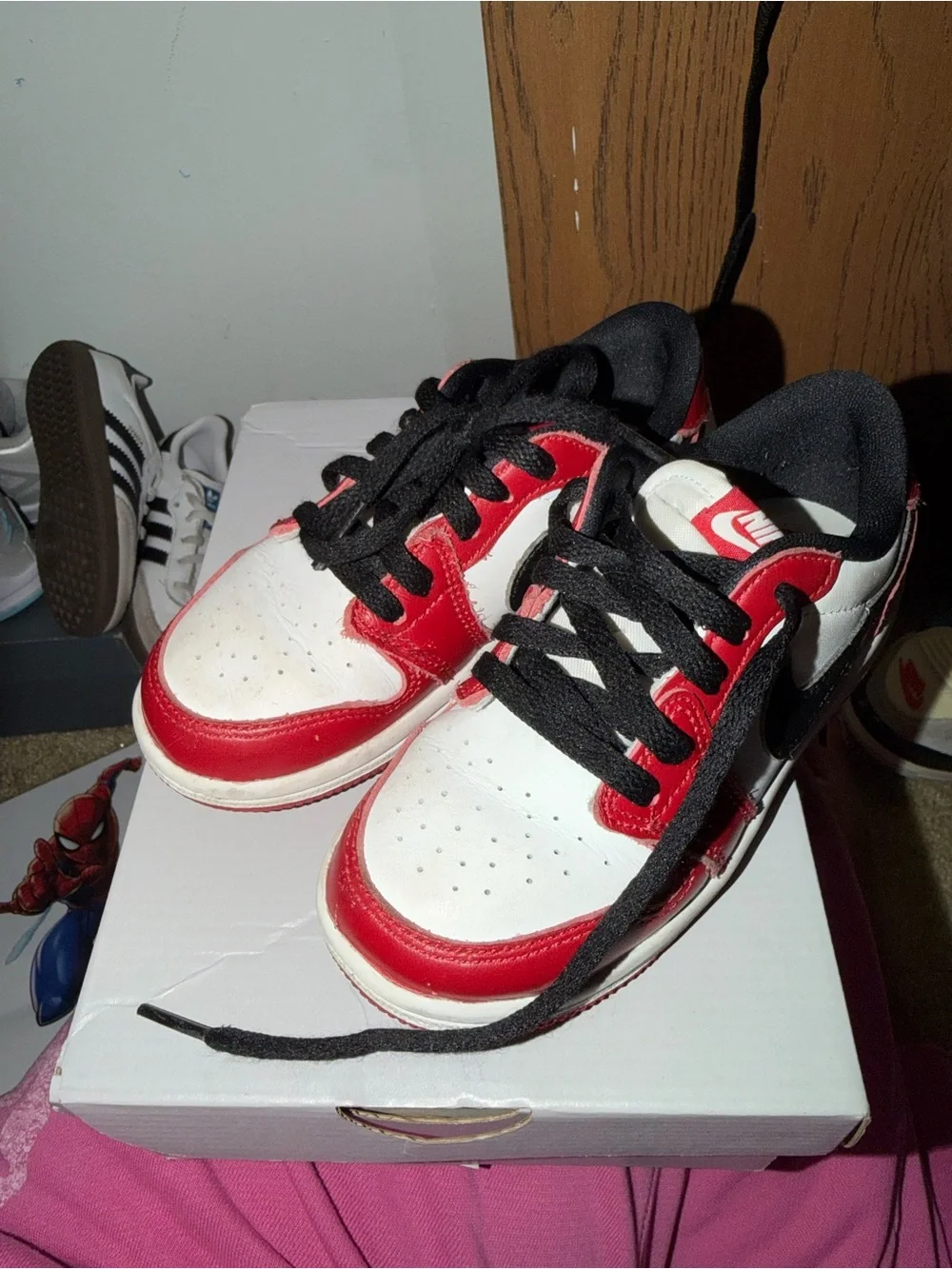Nike Kids Red, White & Black Low-Top Sneakers